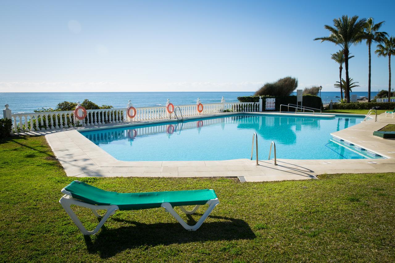 Holidays2Riviera Sea Side Front Beach Sitio de Calahonda Buitenkant foto